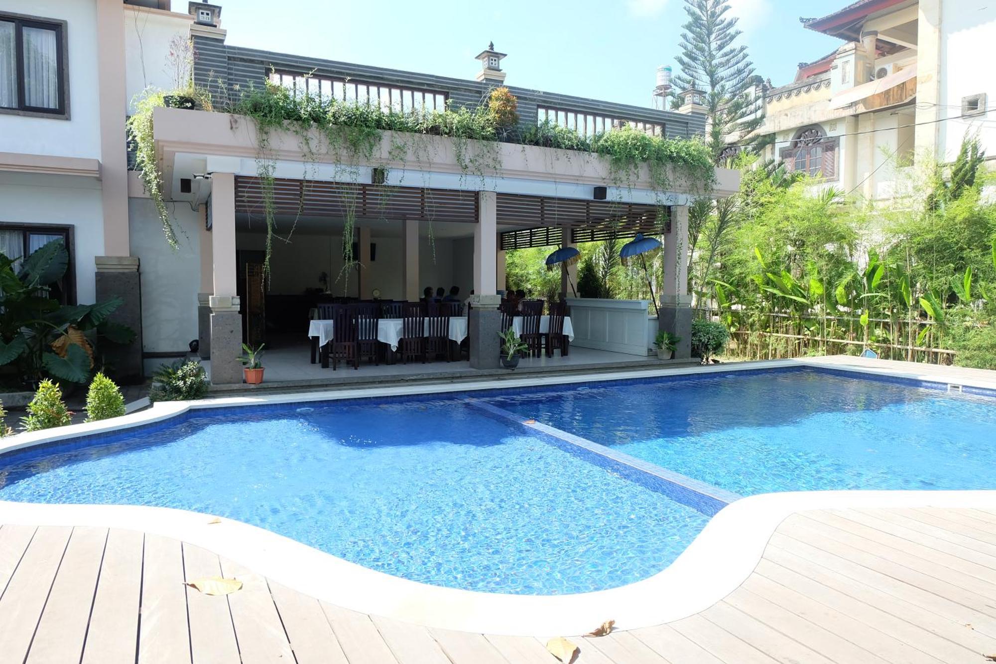 Hotel Dhyana Pura Kapal Dış mekan fotoğraf